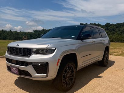 Used 2026 Jeep Grand Cherokee L Summit w/ Obsidian Package