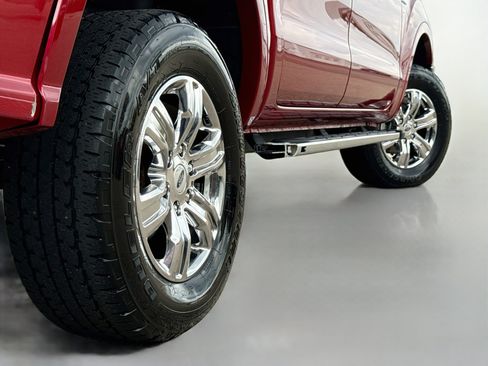 Used 2021 Ford Ranger XLT w/ Equipment Group 302A High AWD/4WD image 9