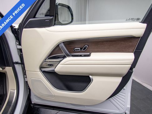 Used 2023 Land Rover Range Rover SE AWD/4WD image 29