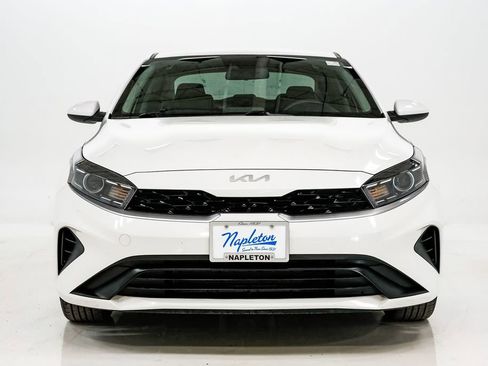 Certified 2024 Kia Forte LXS image 4
