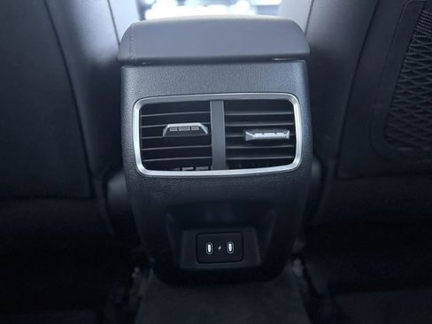 Used 2025 Hyundai Sonata Limited image 43