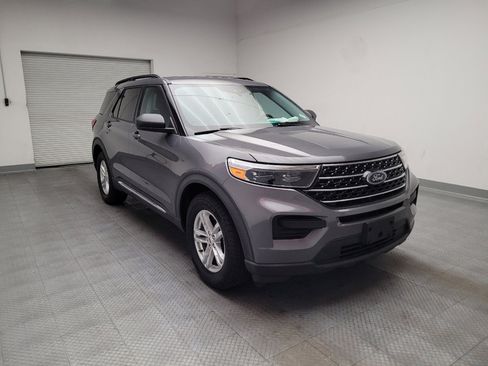 Used 2021 Ford Explorer XLT RWD image 13