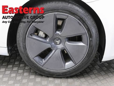 Used 2023 Tesla Model 3 Standard Range RWD image 24
