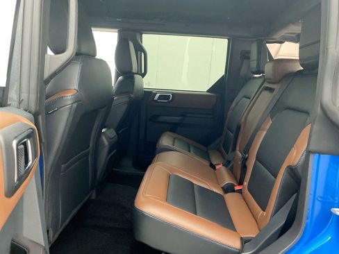 Used 2024 Ford Bronco Outer Banks AWD/4WD image 24