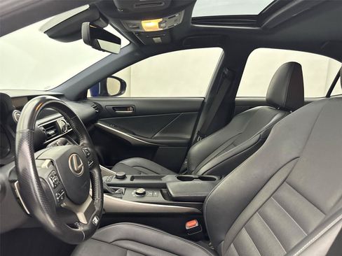 Used 2020 Lexus IS 350 F Sport w/ F Sport Package RWD image 24