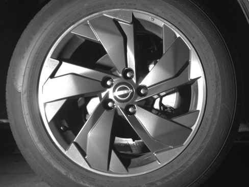 Used 2025 Nissan Rogue SV image 13