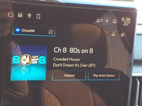 Used 2025 GMC Acadia Elevation image 40