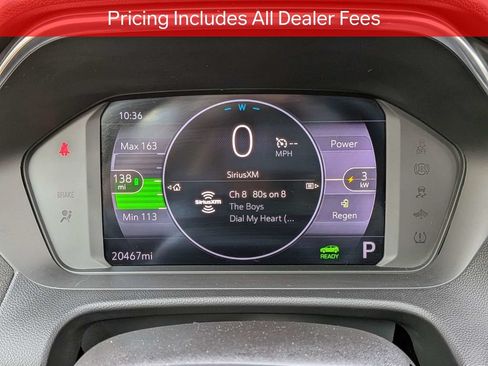 Used 2023 Chevrolet Bolt EUV LT FWD image 27