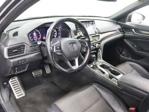 Used 2018 Honda Accord Sport image 21