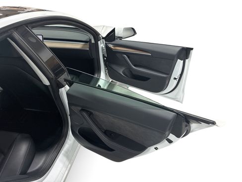 Certified 2023 Tesla Model 3 Standard Range RWD image 12