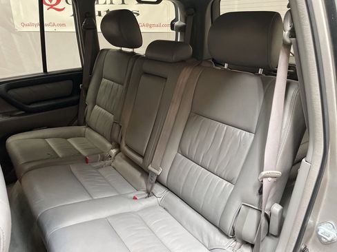 Used 2003 Toyota Land Cruiser image 31