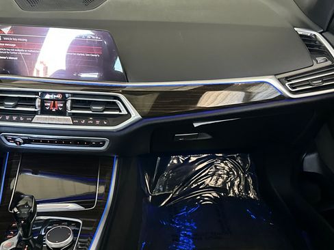 Used 2019 BMW X5 xDrive40i AWD/4WD image 32