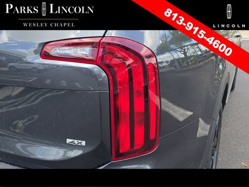 Used 2024 Kia Telluride S image 7