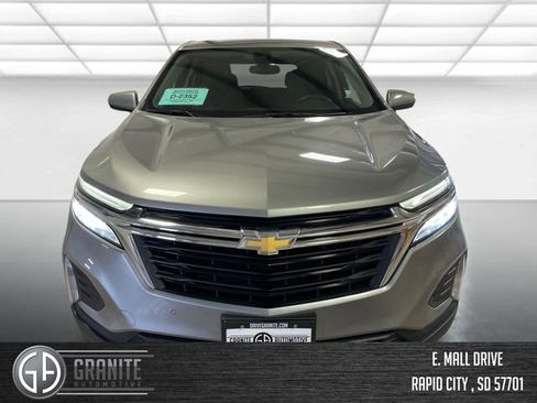 Used 2024 Chevrolet Equinox LT AWD/4WD image 8
