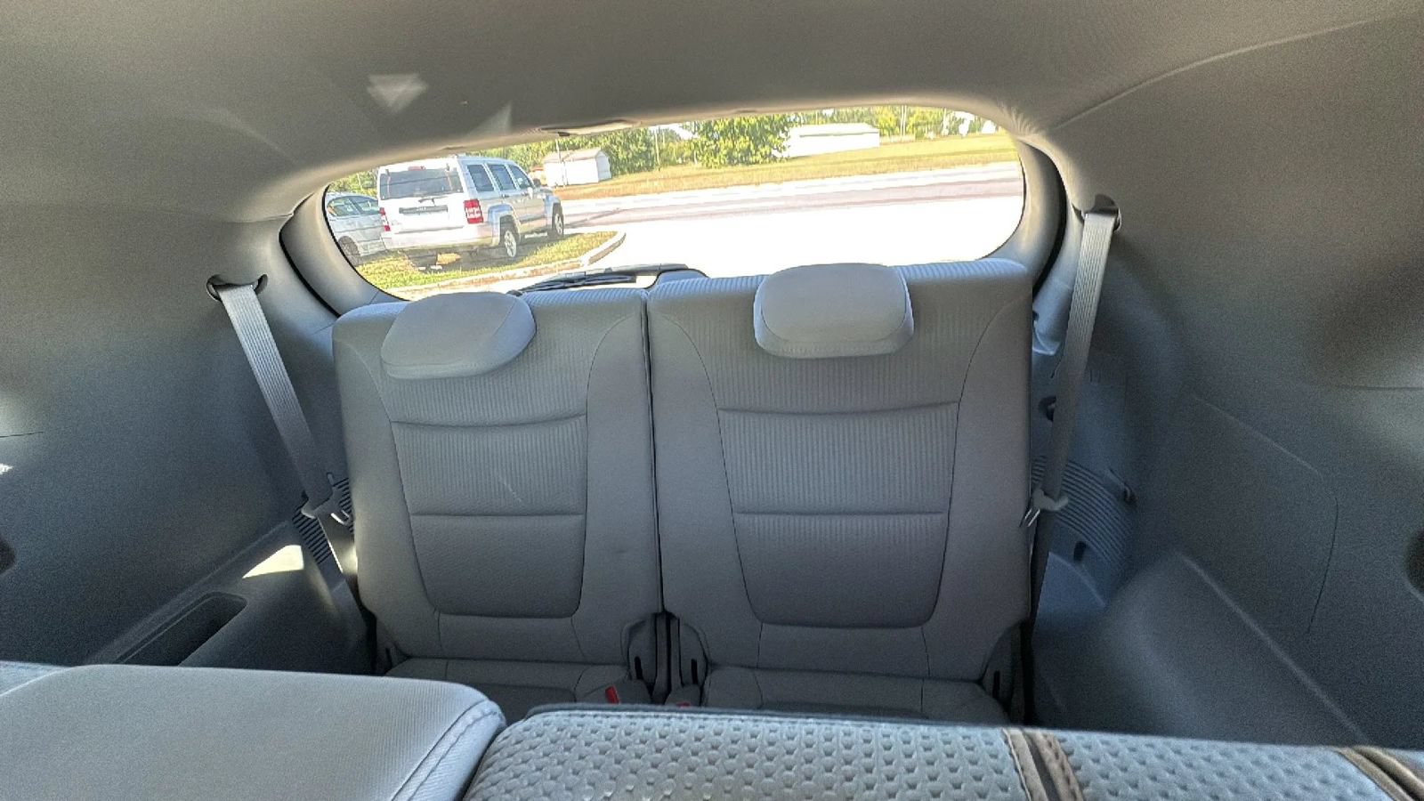 Used 2011 Kia Sorento LX w/ Convenience Pkg FWD image 18