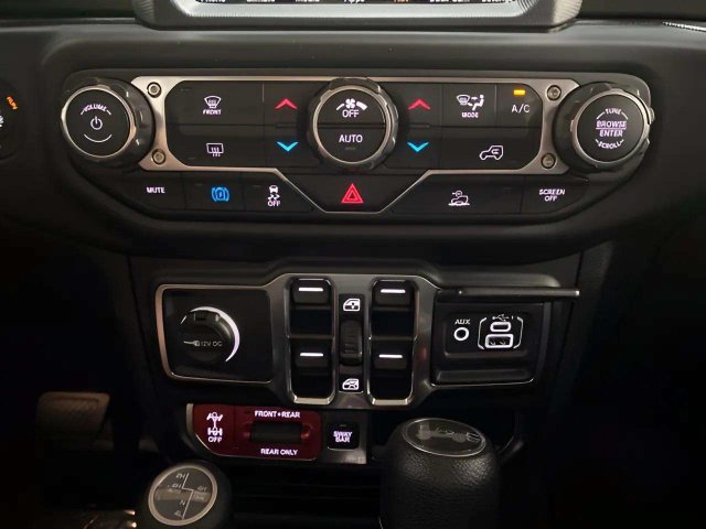 Used 2023 Jeep Wrangler Unlimited Rubicon 4xe AWD/4WD image 46