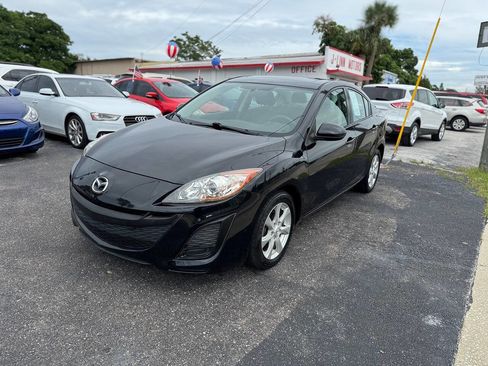 Used 2011 MAZDA MAZDA3 i Touring image 4