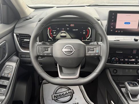 New 2026 Nissan Rogue Platinum w/ Platinum Premium Package image 21