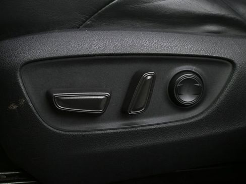 Used 2019 Toyota RAV4 XSE image 14