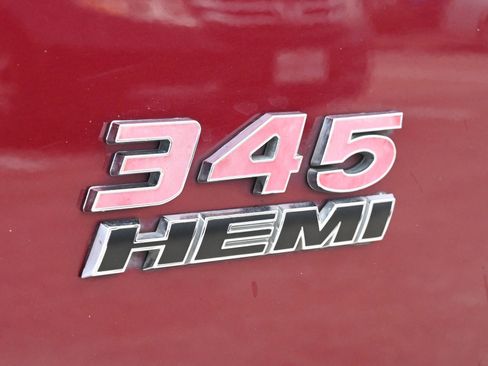 Used 2019 Dodge Challenger R/T RWD image 20