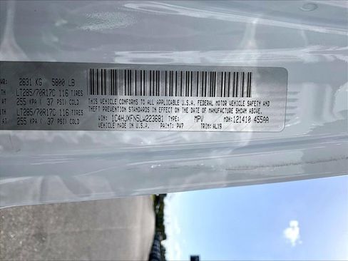 Used 2020 Jeep Wrangler Unlimited Rubicon w/ Steel Bumper Group image 30