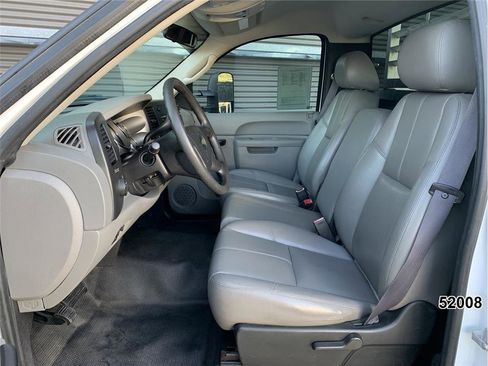 Used 2011 Chevrolet Silverado 3500 W/T image 26
