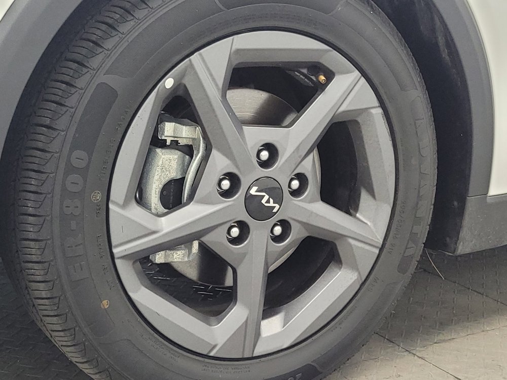 Used 2025 Kia K4 FWD image 31