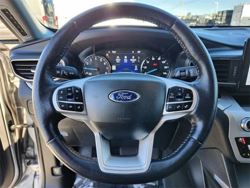Certified 2022 Ford Explorer XLT w/ Equipment Group 202A image 29