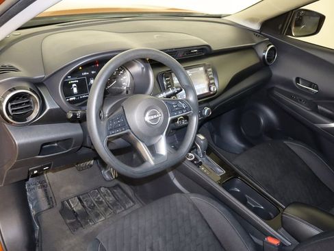 Used 2023 Nissan Kicks SV image 24