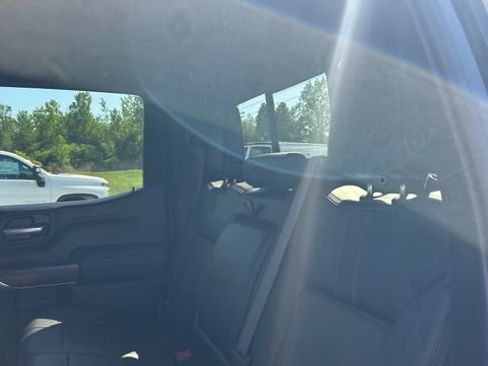 Certified 2022 Chevrolet Silverado 1500 High Country w/ Technology Package AWD/4WD image 33