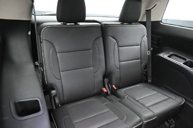 Used 2021 GMC Acadia Denali w/ Denali Technology Package AWD/4WD image 18