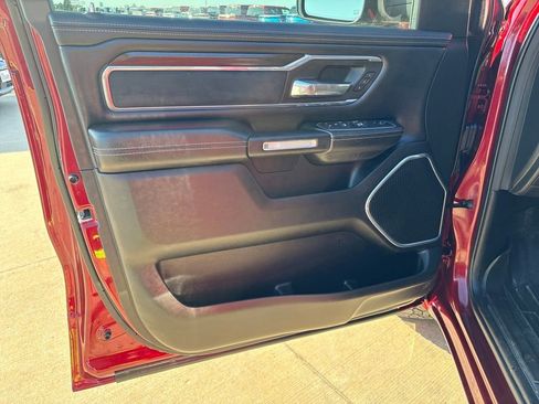 Used 2022 RAM 1500 Laramie AWD/4WD image 13