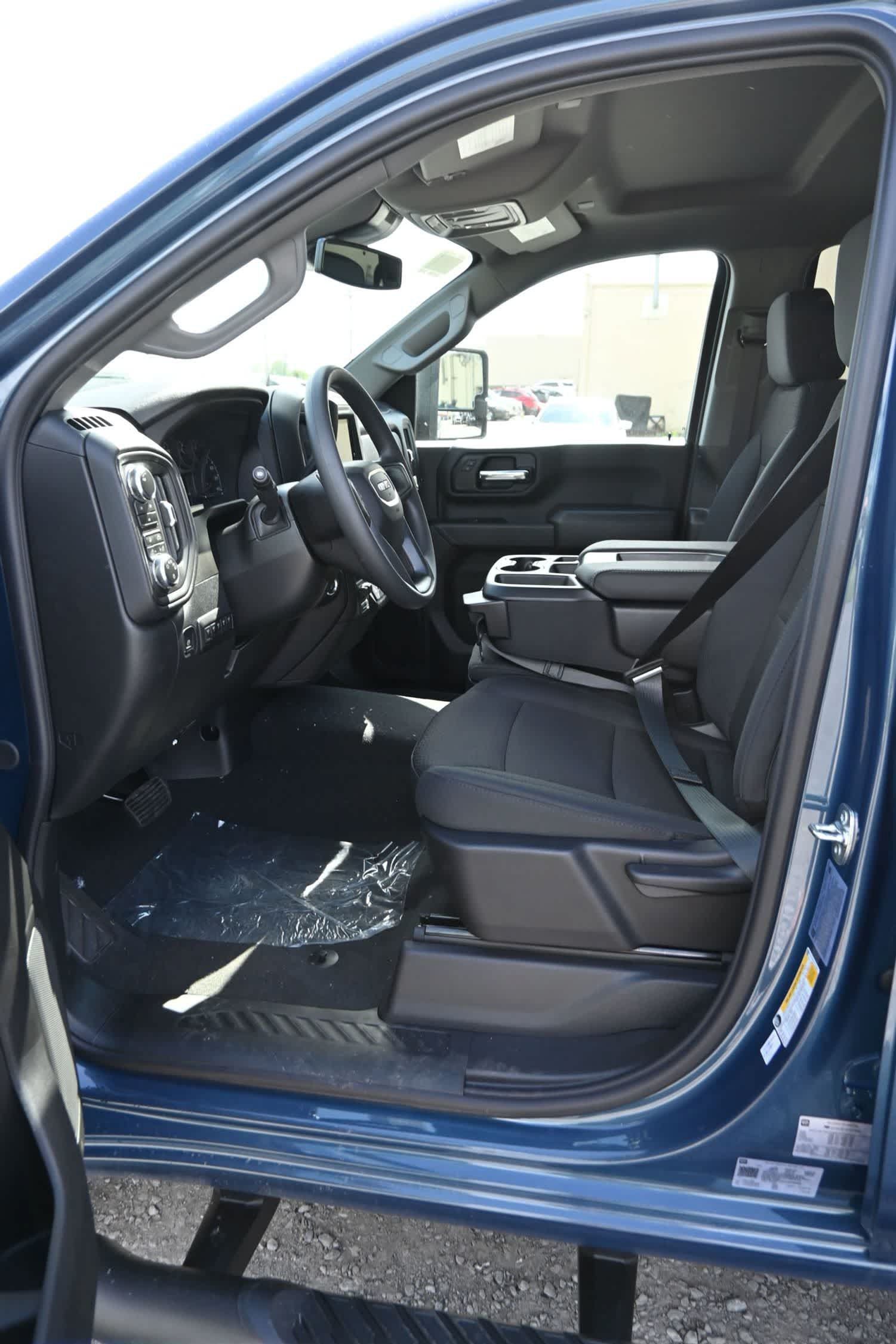 New 2026 GMC Sierra 3500 Pro w/ 1SA Pro Safety Plus Package AWD/4WD image 39