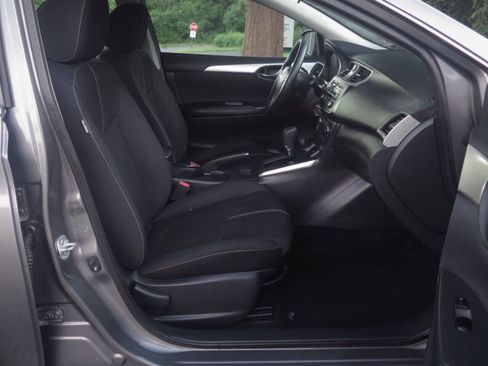 Used 2016 Nissan Sentra S FWD image 16