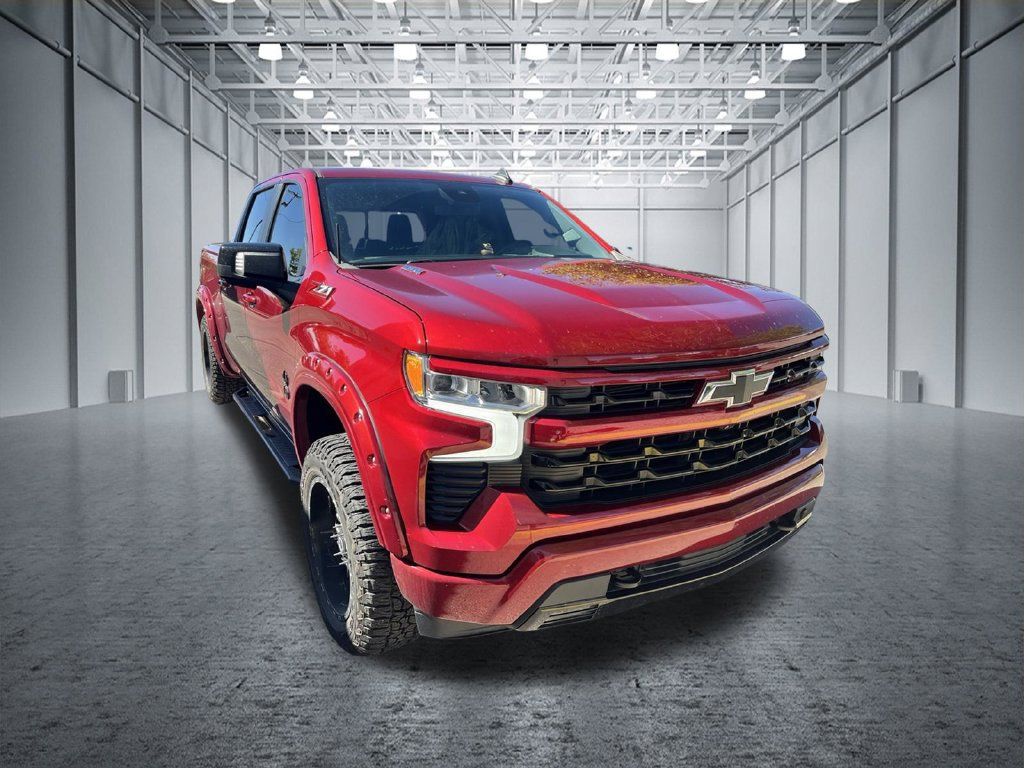 Used 2022 Chevrolet Silverado 1500 RST w/ Convenience Package II AWD/4WD image 3