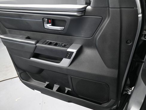 Used 2022 Toyota Tundra Platinum image 23