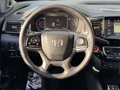 Certified 2021 Honda Pilot Touring image 13