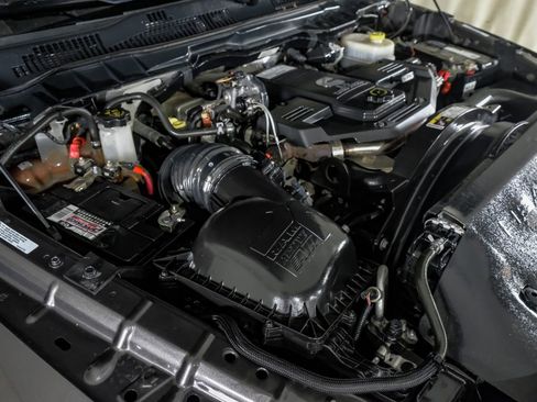 Used 2018 RAM 2500 Big Horn w/ Sport Appearance Group AWD/4WD image 50
