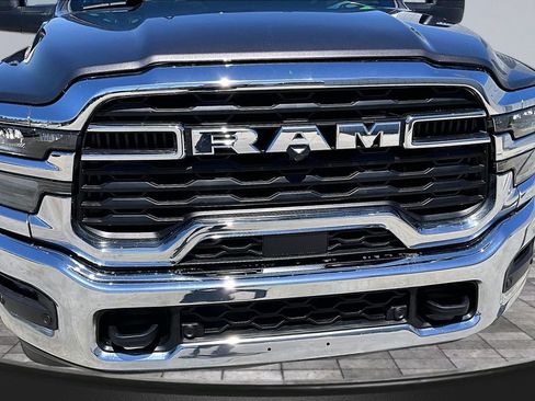 Used 2026 RAM 2500 Big Horn AWD/4WD image 30