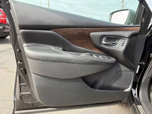 Used 2020 Nissan Murano Platinum w/ Cargo Package image 12