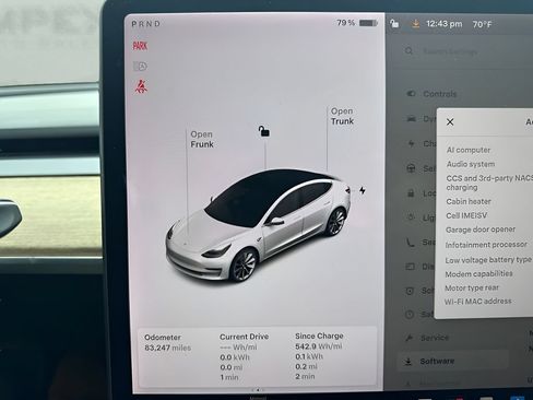 Used 2018 Tesla Model 3 Mid Range RWD image 15