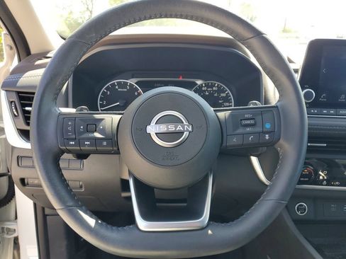 Used 2023 Nissan Rogue SV w/ SV Premium B Package AWD/4WD image 24