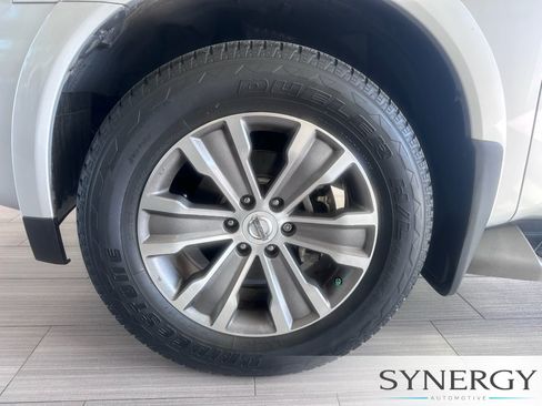 Used 2015 Nissan Armada SL AWD/4WD image 12
