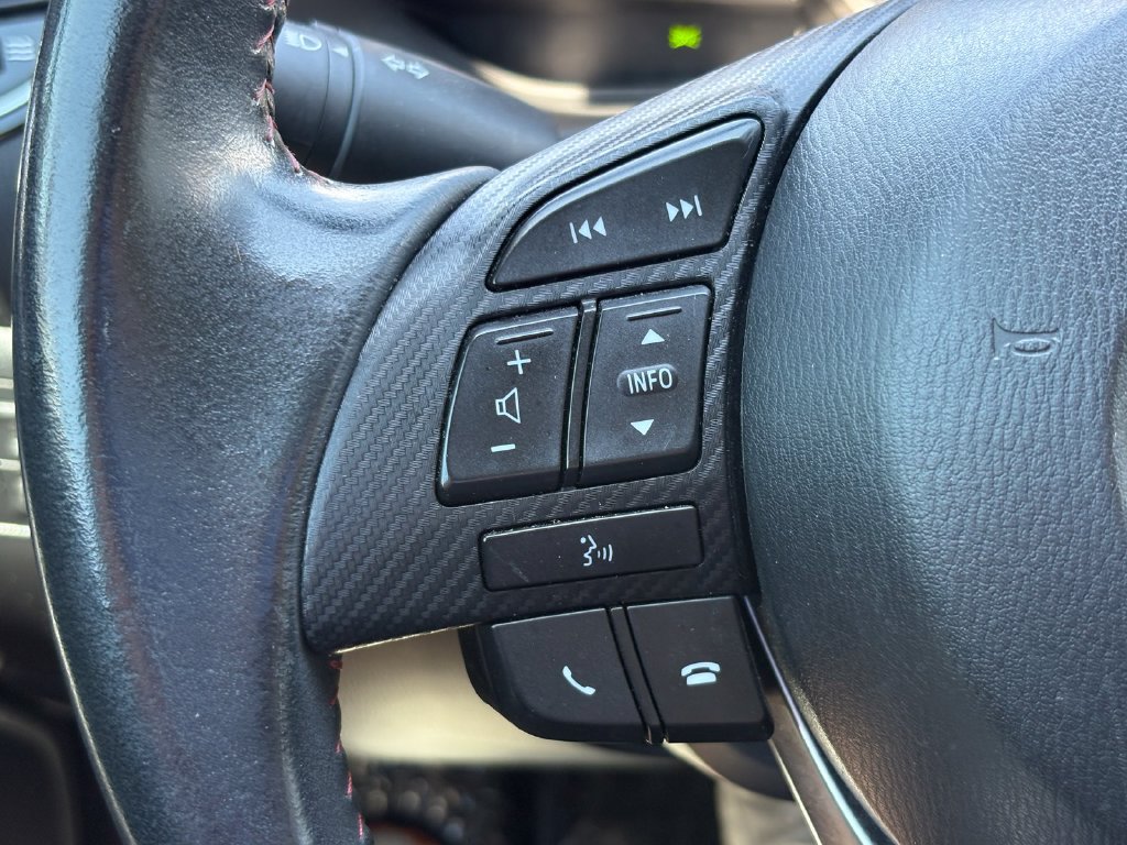 Used 2014 MAZDA MAZDA3 i Touring FWD image 25