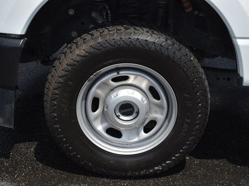 Used 2026 Ford F250 XL AWD/4WD image 9