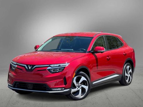Used 2024 VinFast VF 8 Eco AWD/4WD image 1
