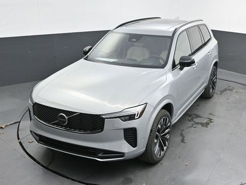 New 2026 Volvo XC90 B6 Ultra w/ Protection Package Premier image 33