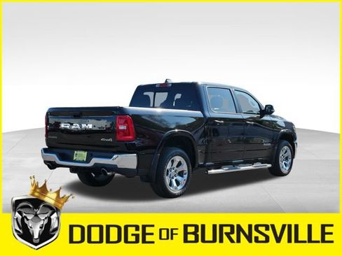 Used 2025 RAM 1500 Big Horn AWD/4WD image 10