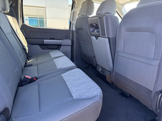 New 2026 Ford F250 XLT w/ FX4 Off-Road Package AWD/4WD image 11