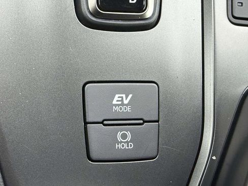 Used 2025 Lexus UX 300h AWD w/ Accessory Package (Z1) image 24